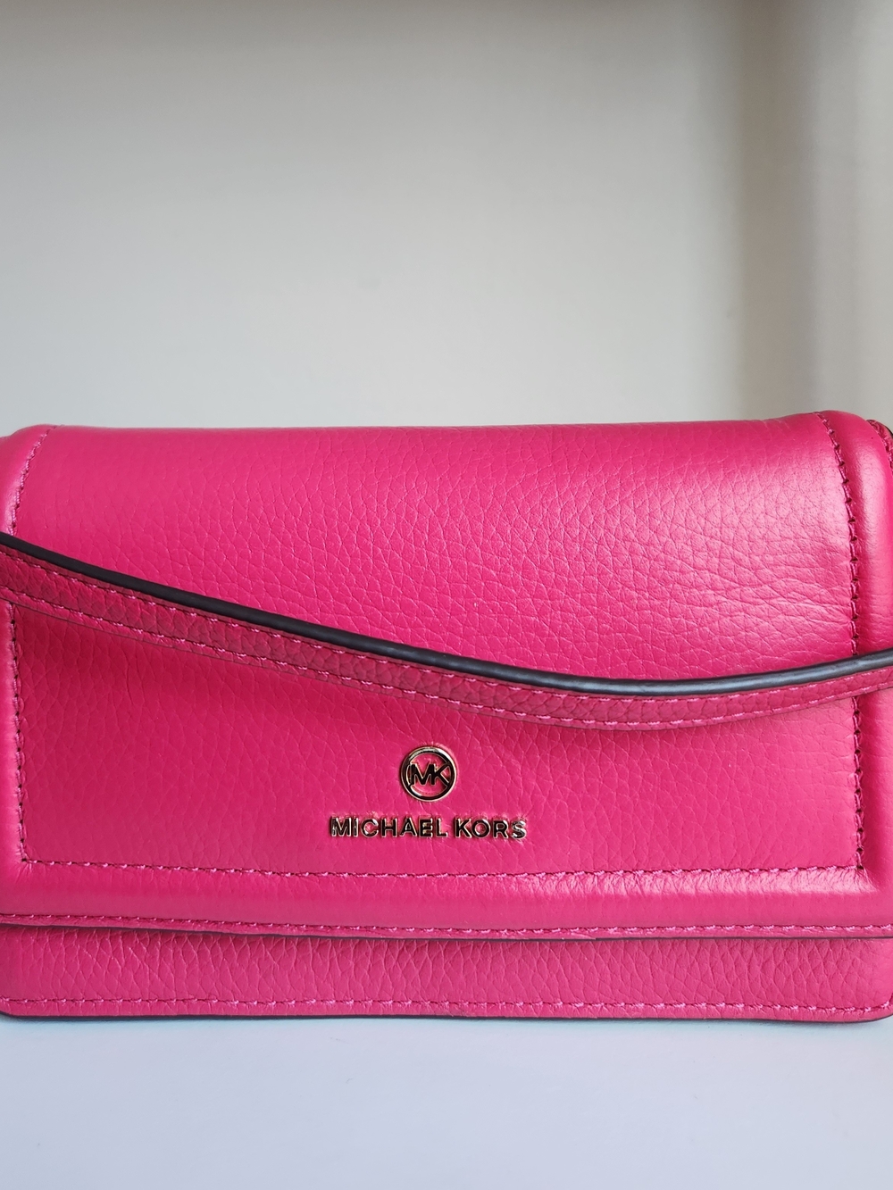 Michael Kors Pink Leather Crossbody Wallet